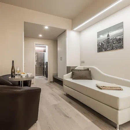 Cavour Luxury Gasthof Bologna
