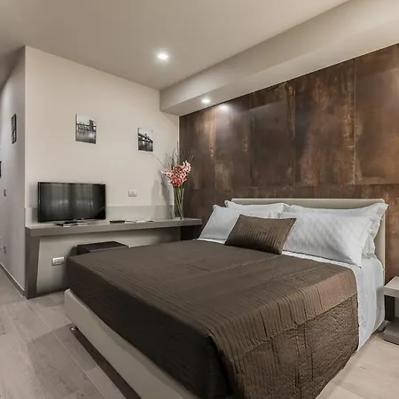 Cavour Luxury Guest house Bologna