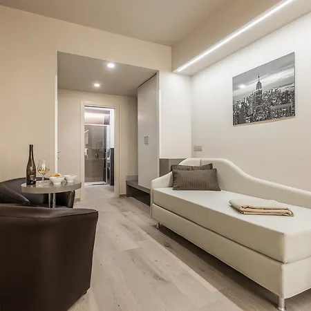 Cavour Luxury Penzion 2*